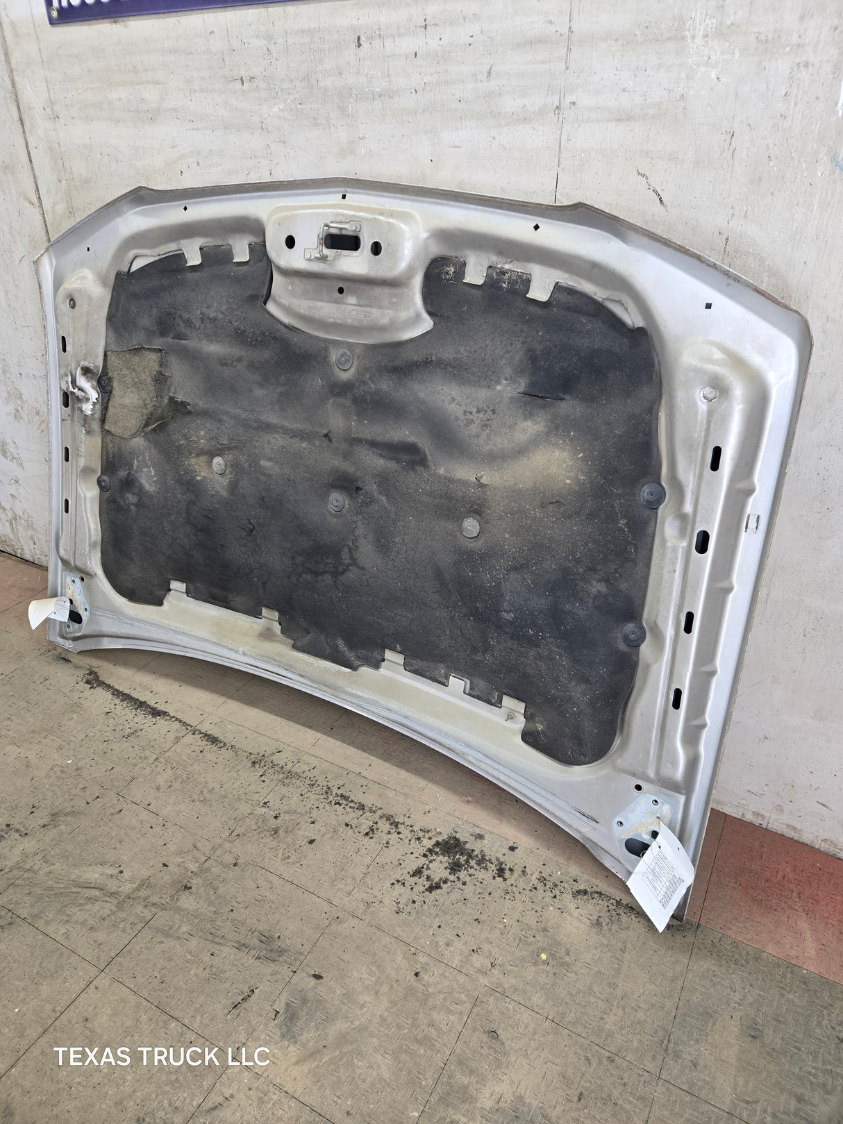 2003-2006 Chevrolet Silverado 1500 2500 'Cateye' Hood