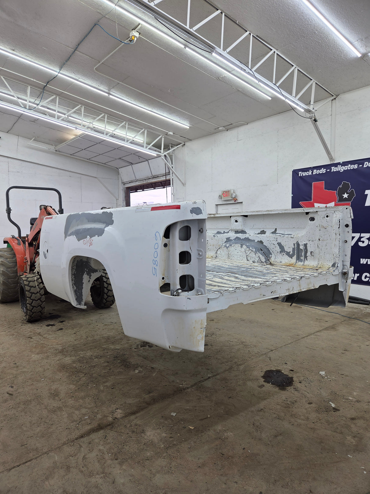 2007-2013 GMC Sierra 1500 2500 3500 HD 8' Long Truck Bed