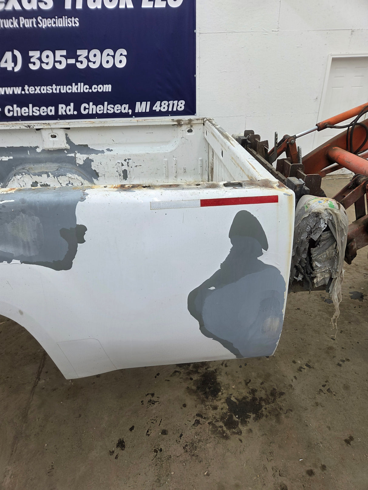 2007-2013 GMC Sierra 1500 2500 3500 HD 8' Long Truck Bed