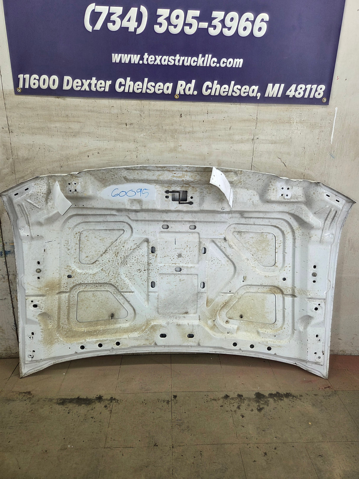 2008-2010 Ford Super Duty F250 F350 F450 F550 Hood - Oxford White