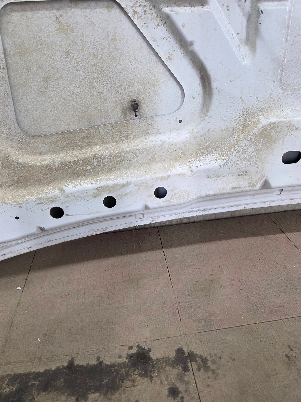 2008-2010 Ford Super Duty F250 F350 F450 F550 Hood - Oxford White