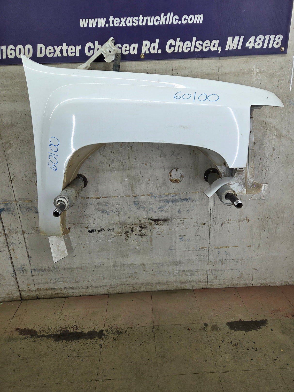 2007-2013 Chevrolet Silverado Passenger Side Front RH Fender 1500 2500 3500 HD