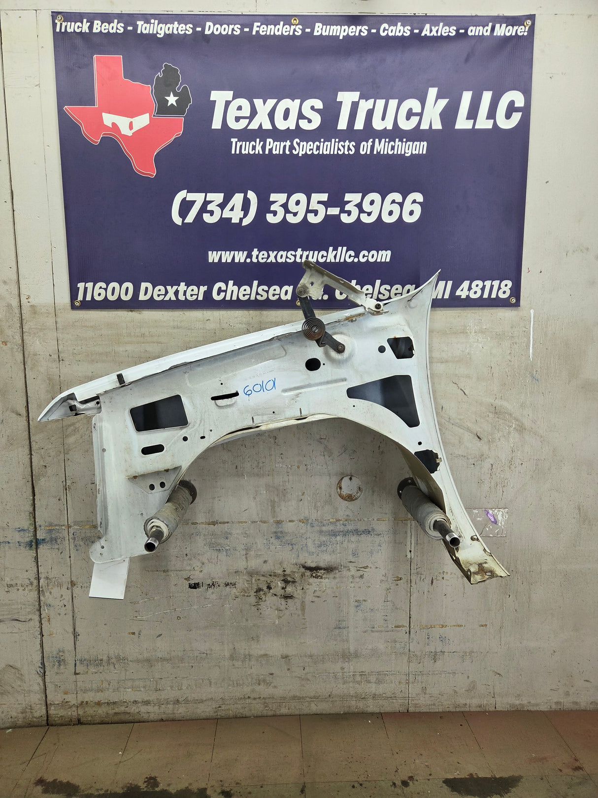 2007-2013 Chevrolet Silverado Passenger Side Front RH Fender 1500 2500 3500 HD