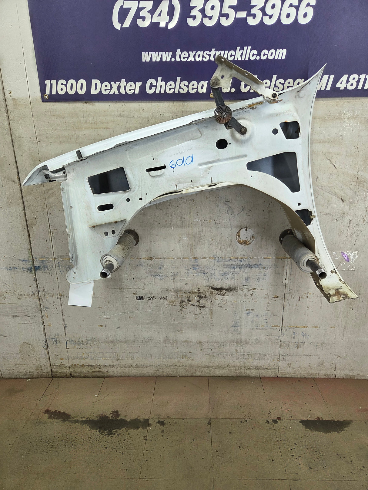2007-2013 Chevrolet Silverado Passenger Side Front RH Fender 1500 2500 3500 HD