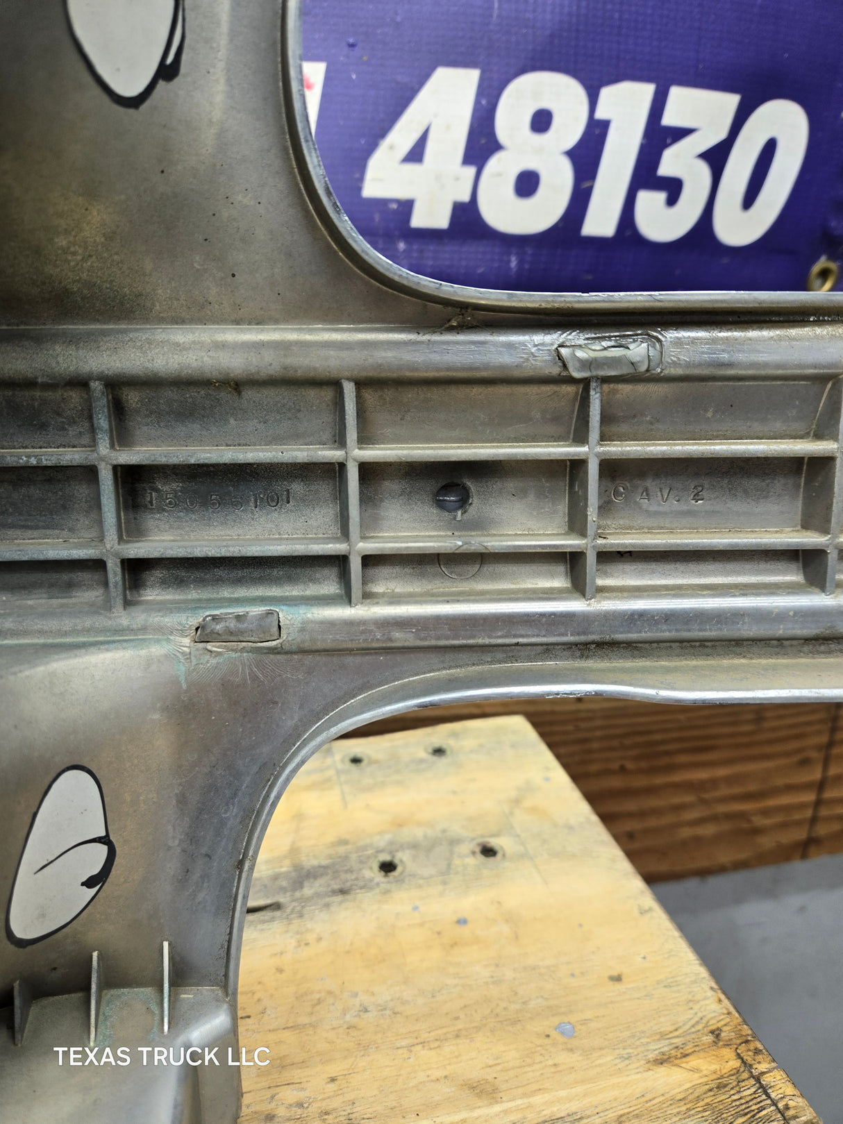 1999-2002 Chevrolet Silverado 1500 2500 3500 Grill OEM