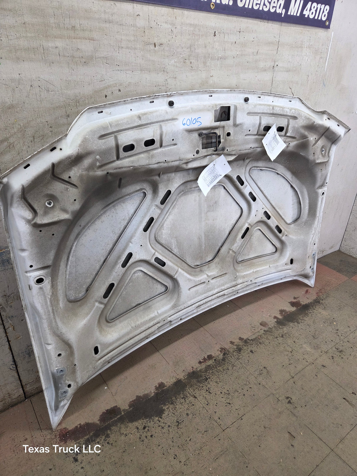 1999-2007 Ford Super Duty Hood F250 F350 F450 F550
