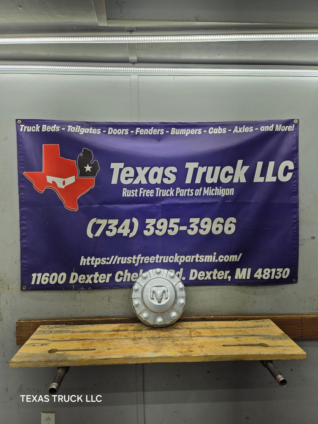 2019-2025 Dodge Ram 4500 5500 Dually Center Cap Hub Cap 6ZF91TRMAA