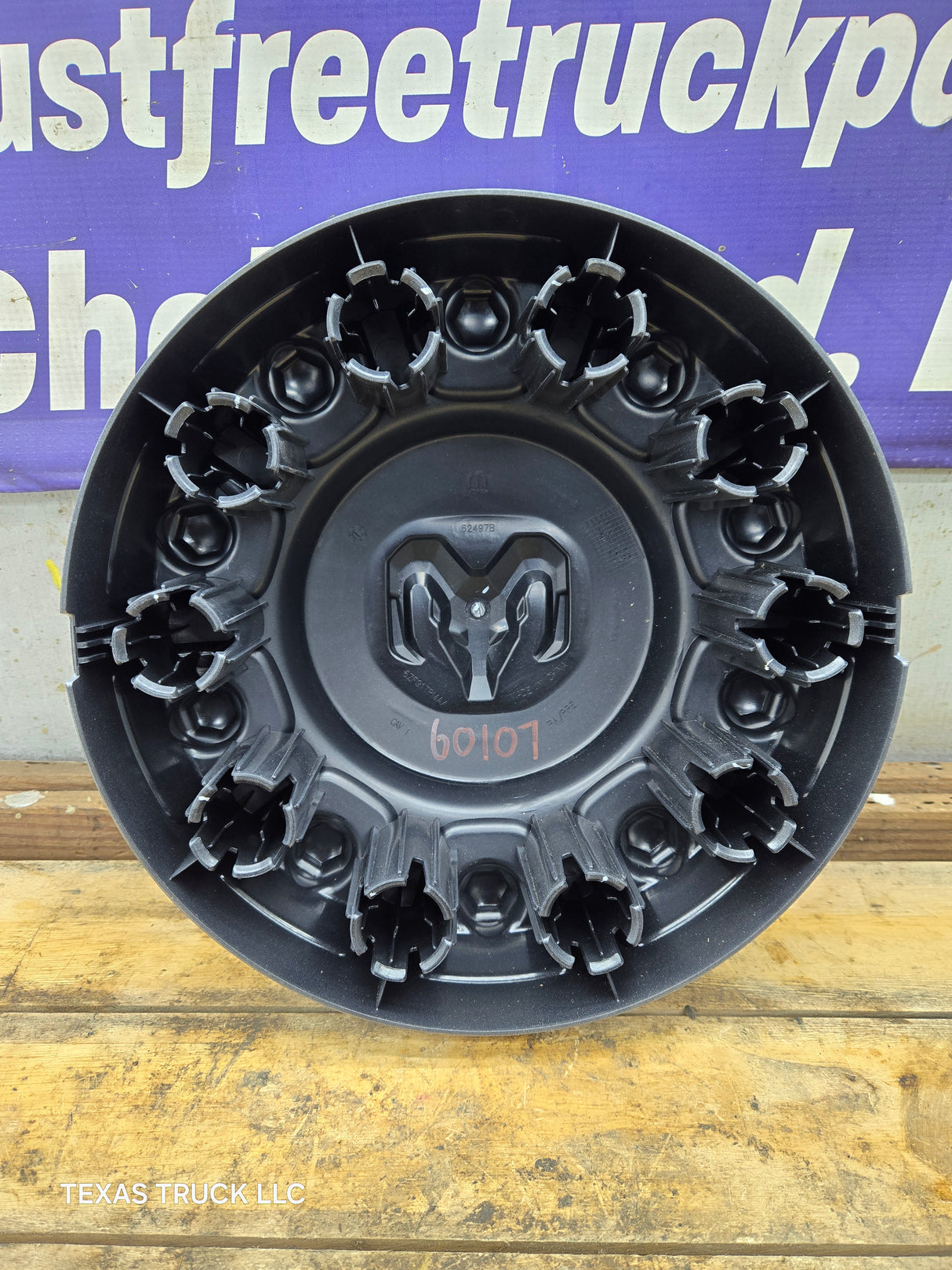 2019-2025 Dodge Ram 4500 5500 Dually Center Cap Hub Cap 6ZF91TRMAA
