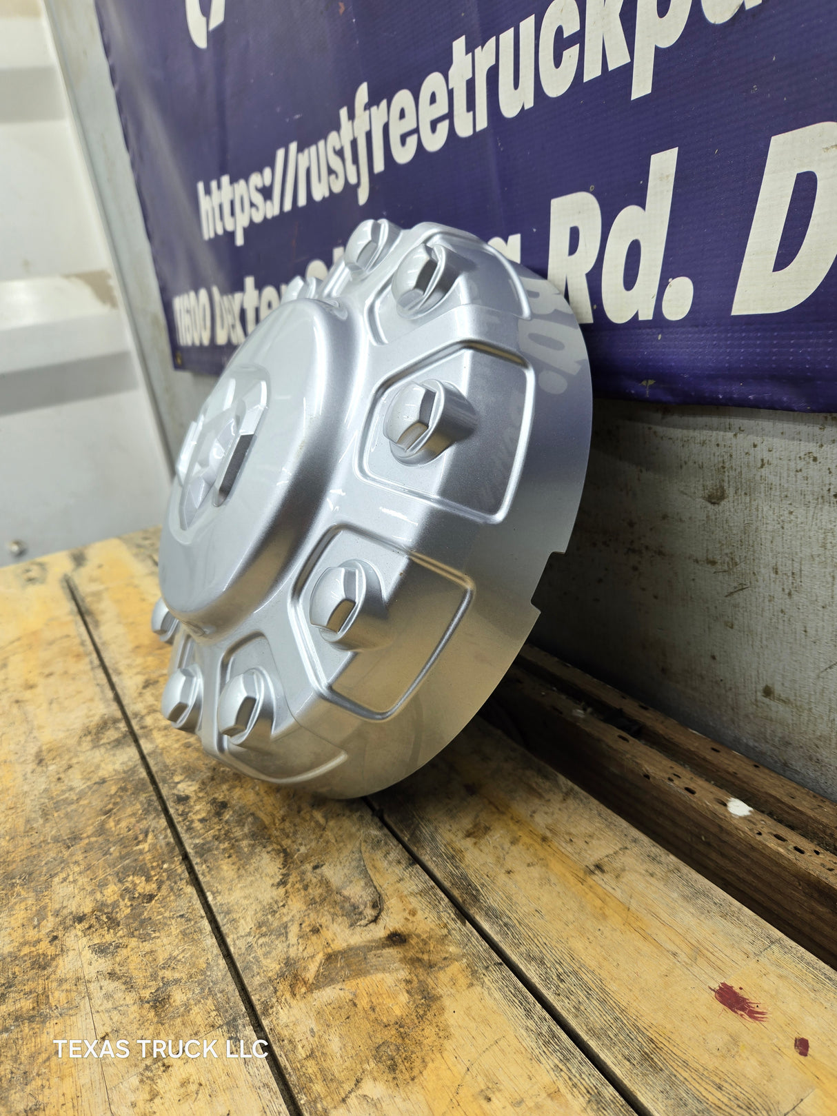 2019-2025 Dodge Ram 4500 5500 Dually Center Cap Hub Cap 6ZF91TRMAA
