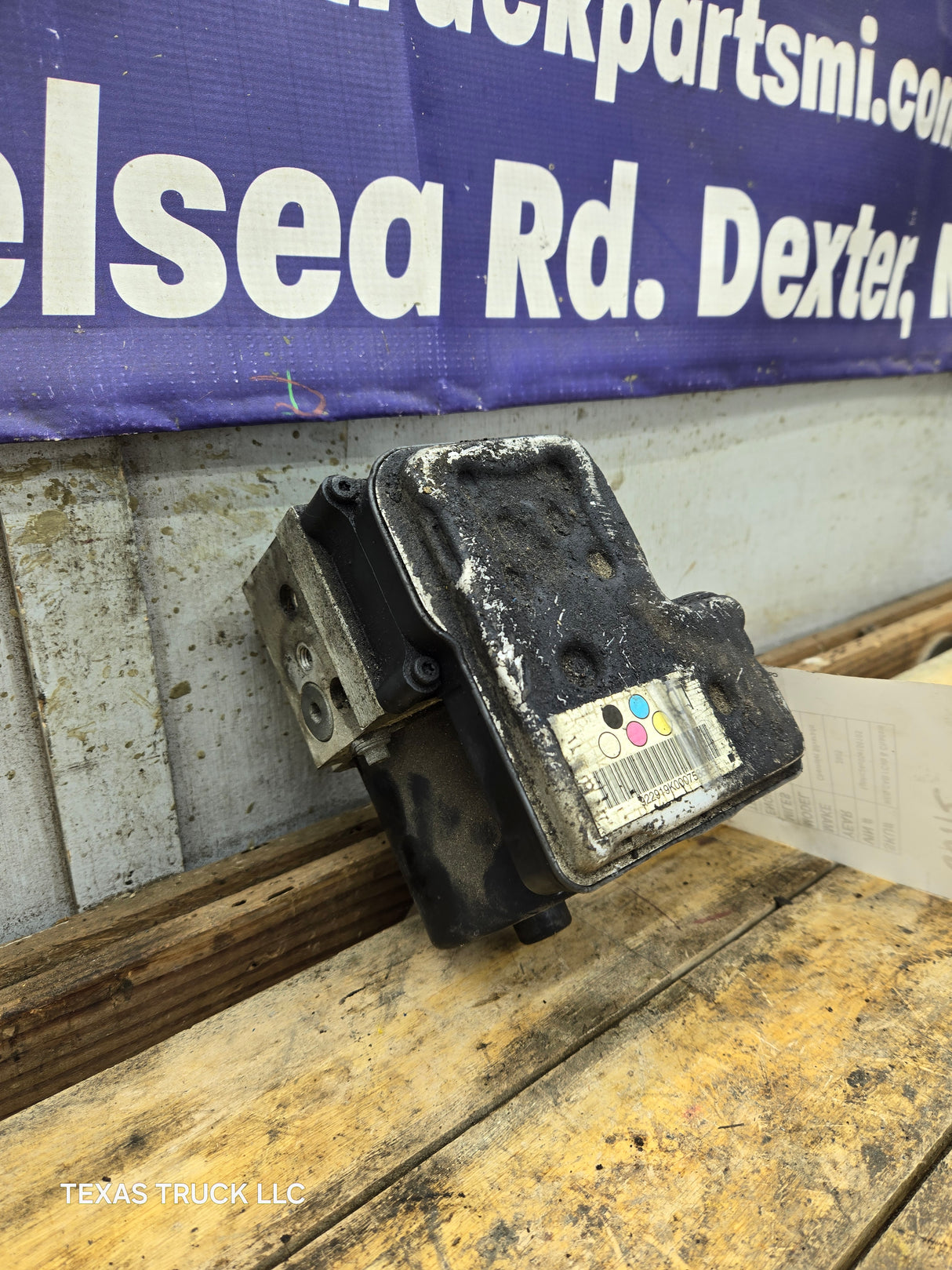 2003-2006 Chevrolet Silverado GMC ABS Pump Module Control Assembly - 13567146