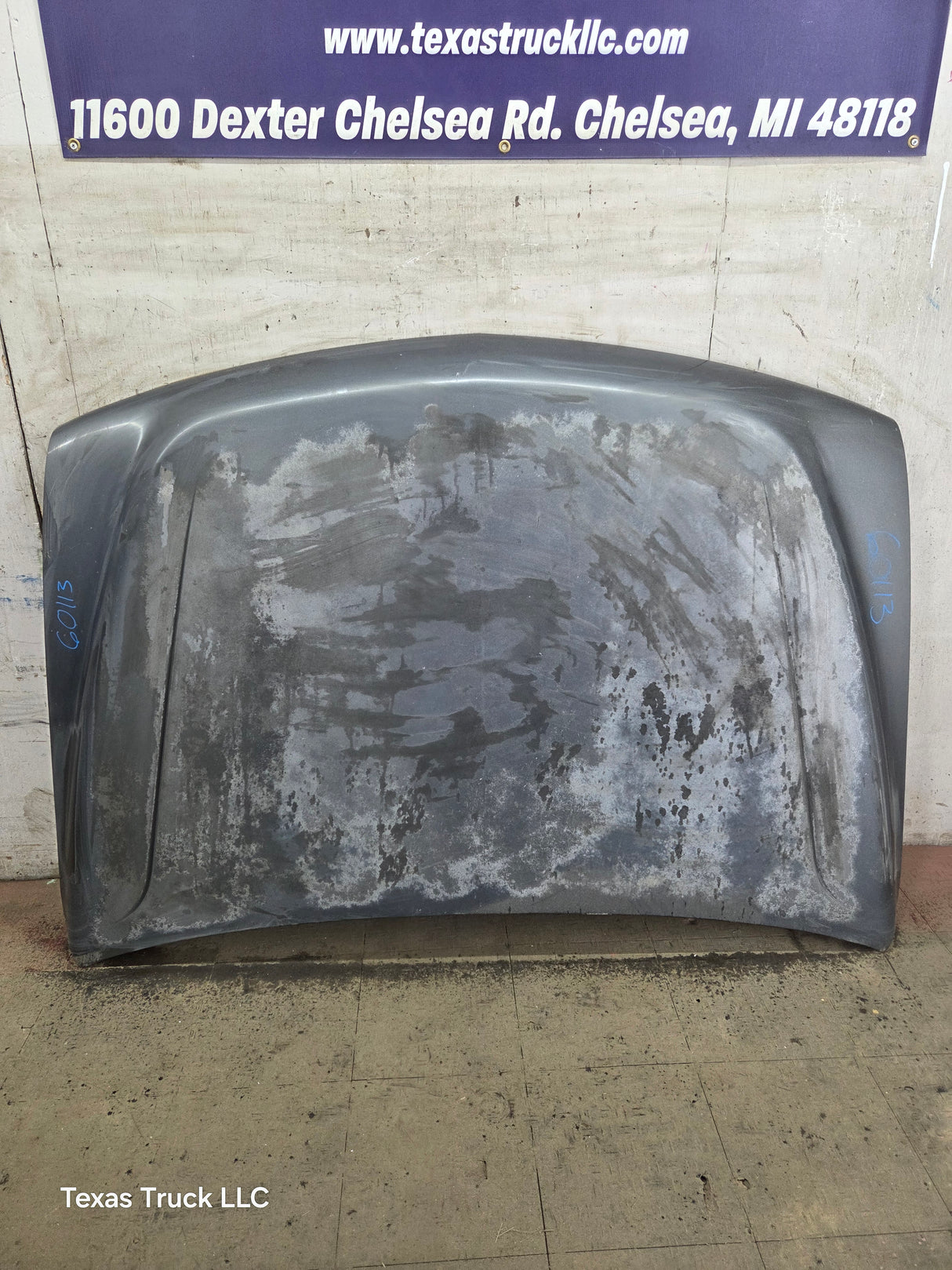 2001-2002 Chevrolet Silverado 2500 3500 HD Hood - 15745931