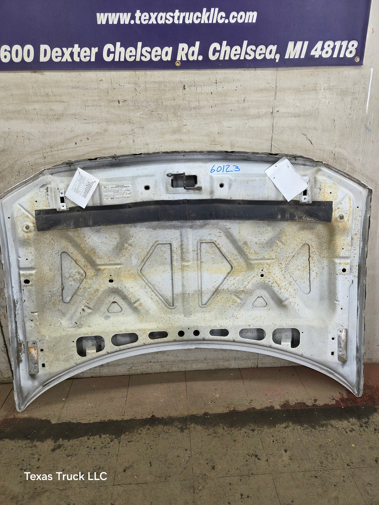 2004-2008 Ford F150 Hood