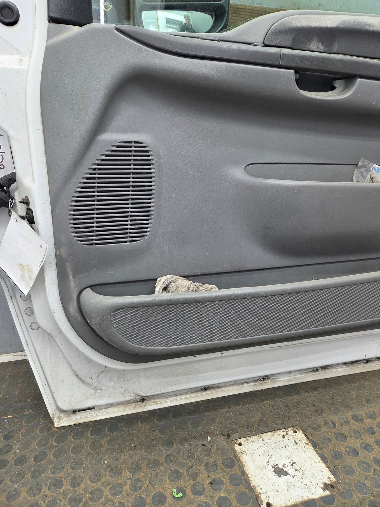1999-2011 Ford Super Duty / Excursion Front Passenger RH Door F250 F350 F450 F550