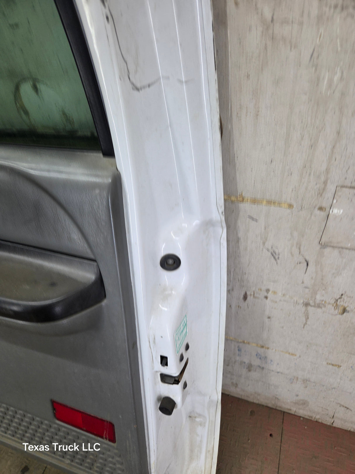 1999-2011 Ford Super Duty F250 F350 F450 F550 RH Crew Cab Passenger Side Rear Door