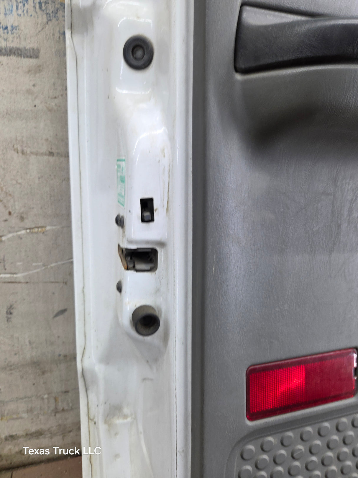 1999-2011 Ford Super Duty LH Driver Side Rear Crew Cab Door F250 F350 F450 F550