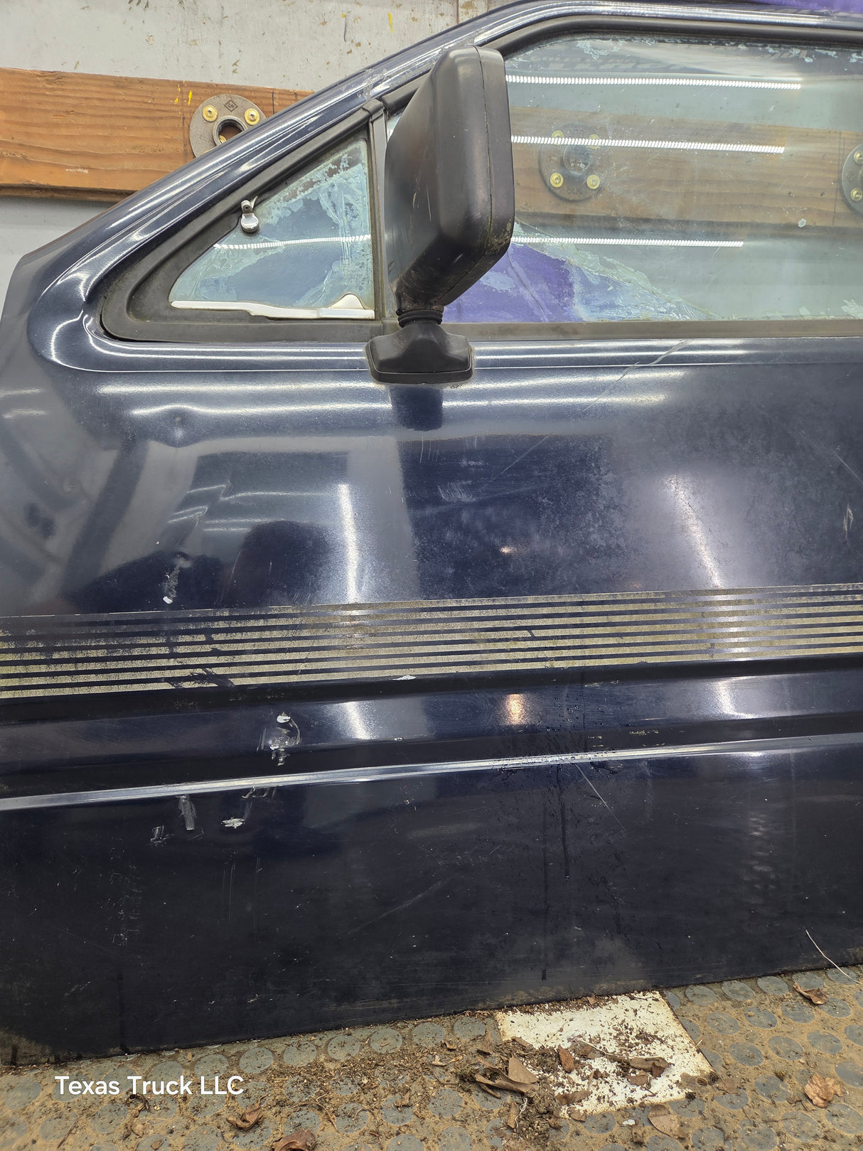 1988-1996 Isuzu Pickup LH Driver Side Front Door