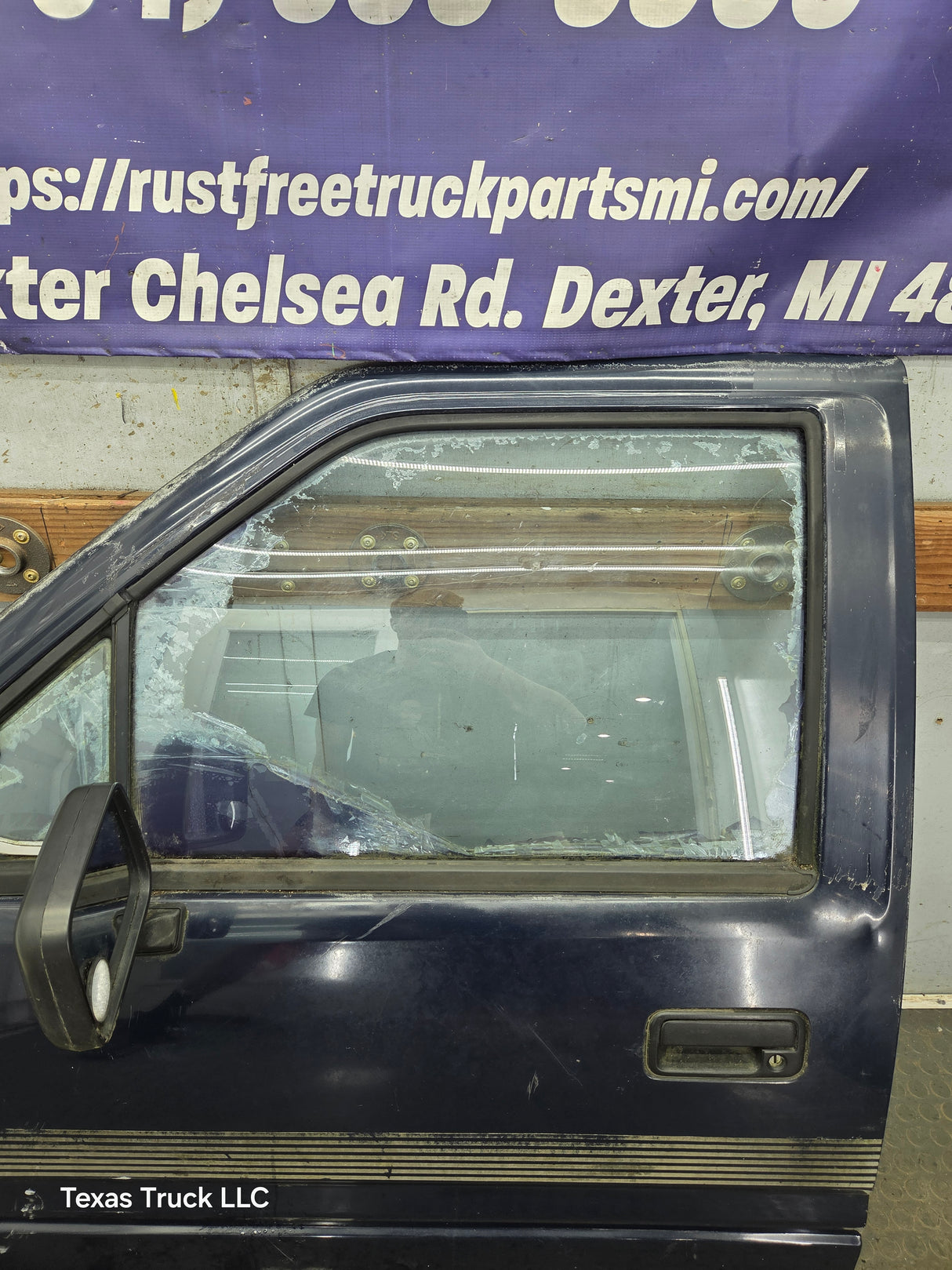 1988-1996 Isuzu Pickup LH Driver Side Front Door