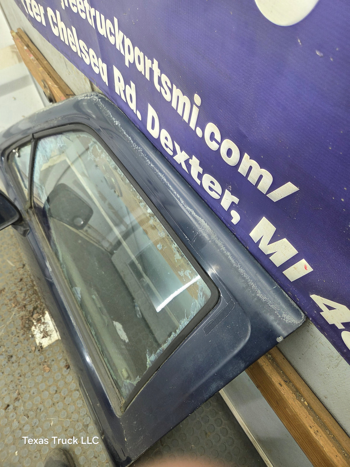 1988-1996 Isuzu Pickup LH Driver Side Front Door
