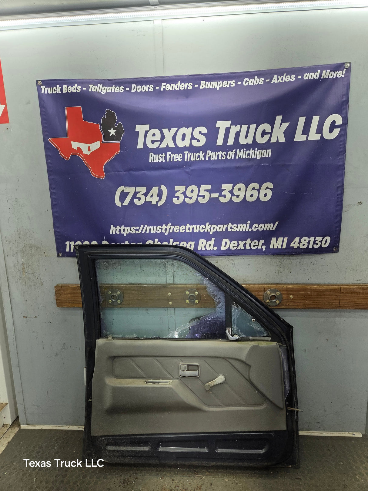 1988-1996 Isuzu Pickup LH Driver Side Front Door