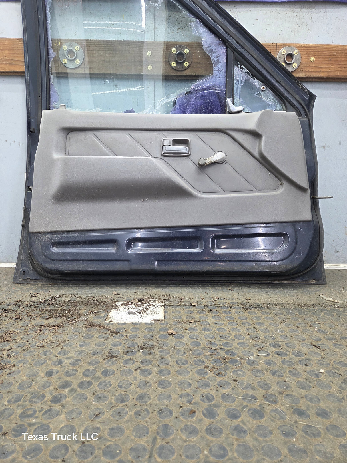 1988-1996 Isuzu Pickup LH Driver Side Front Door