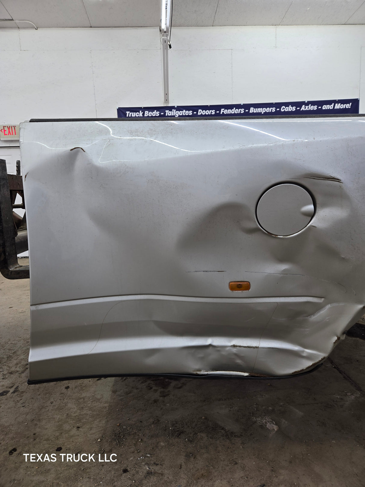 2009-2018 Dodge Ram 3500 4500 4th Gen Dually 8' Truck Truck Bed Good Passenger side