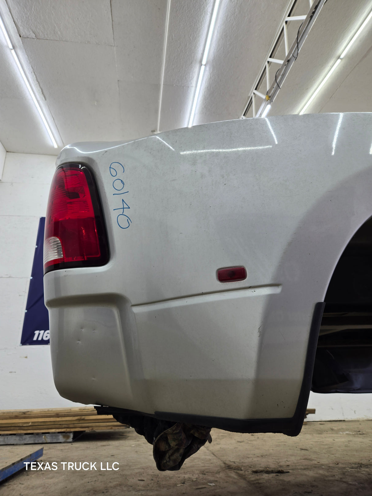 2009-2018 Dodge Ram 3500 4500 4th Gen Dually 8' Truck Truck Bed Good Passenger side