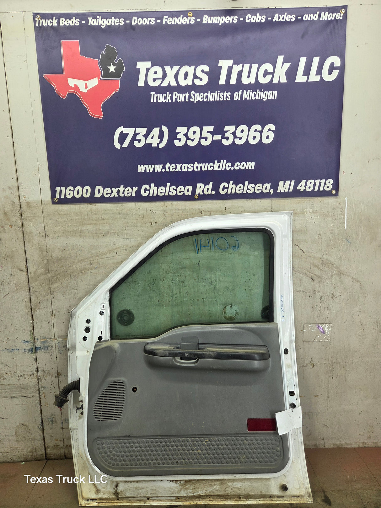 1999-2011 Ford Super Duty / Excursion Front Passenger RH Door F250 F350 F450 F550