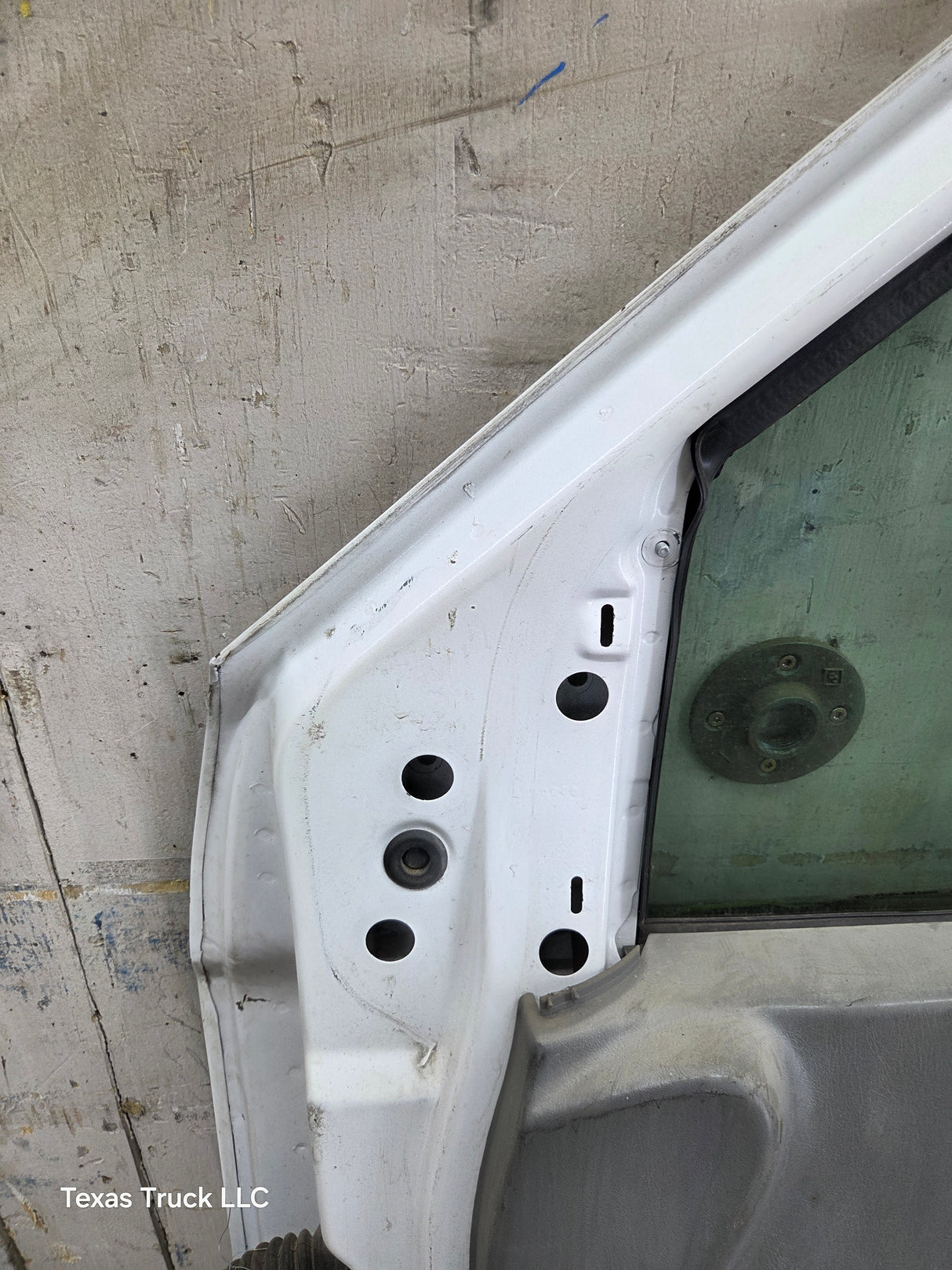1999-2011 Ford Super Duty / Excursion Front Passenger RH Door F250 F350 F450 F550