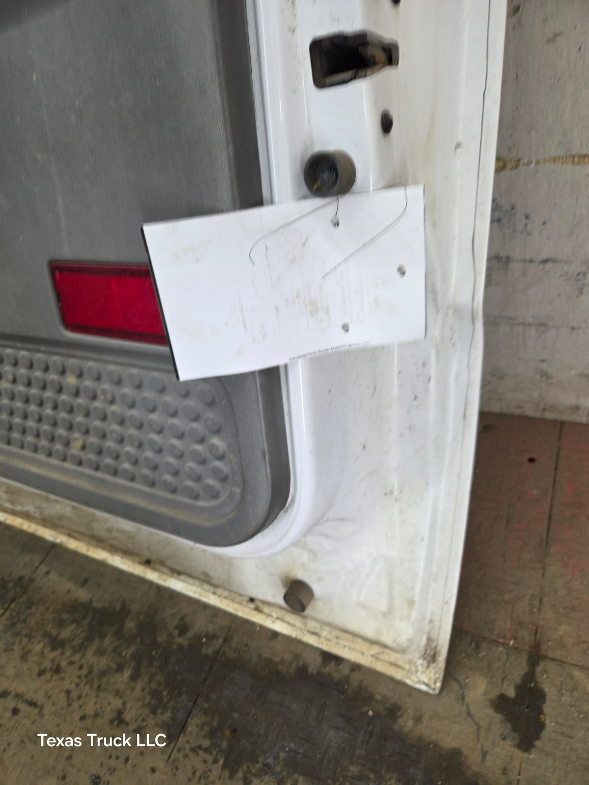 1999-2011 Ford Super Duty / Excursion Front Passenger RH Door F250 F350 F450 F550