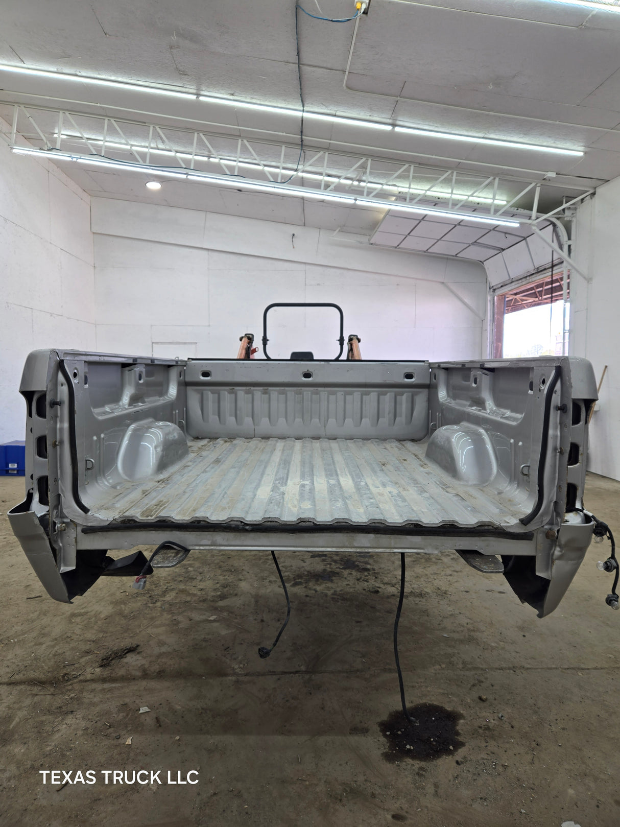 2007-2013 Chevrolet Silverado 1500 2500 3500 HD 6' 6" Short Truck