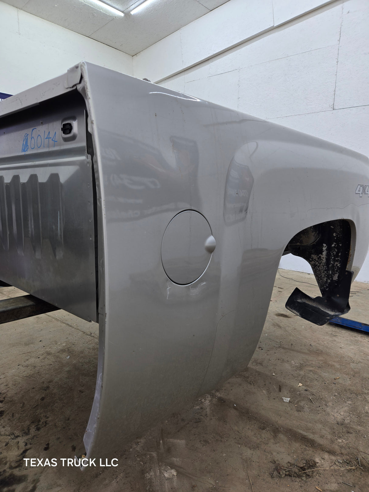 2007-2013 Chevrolet Silverado 1500 2500 3500 HD 6' 6" Short Truck
