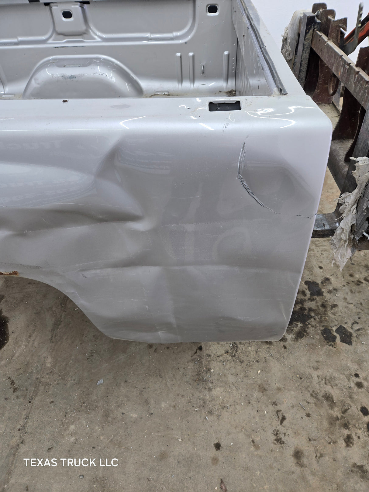 2007-2013 Chevrolet Silverado 1500 2500 3500 HD 6' 6" Short Truck