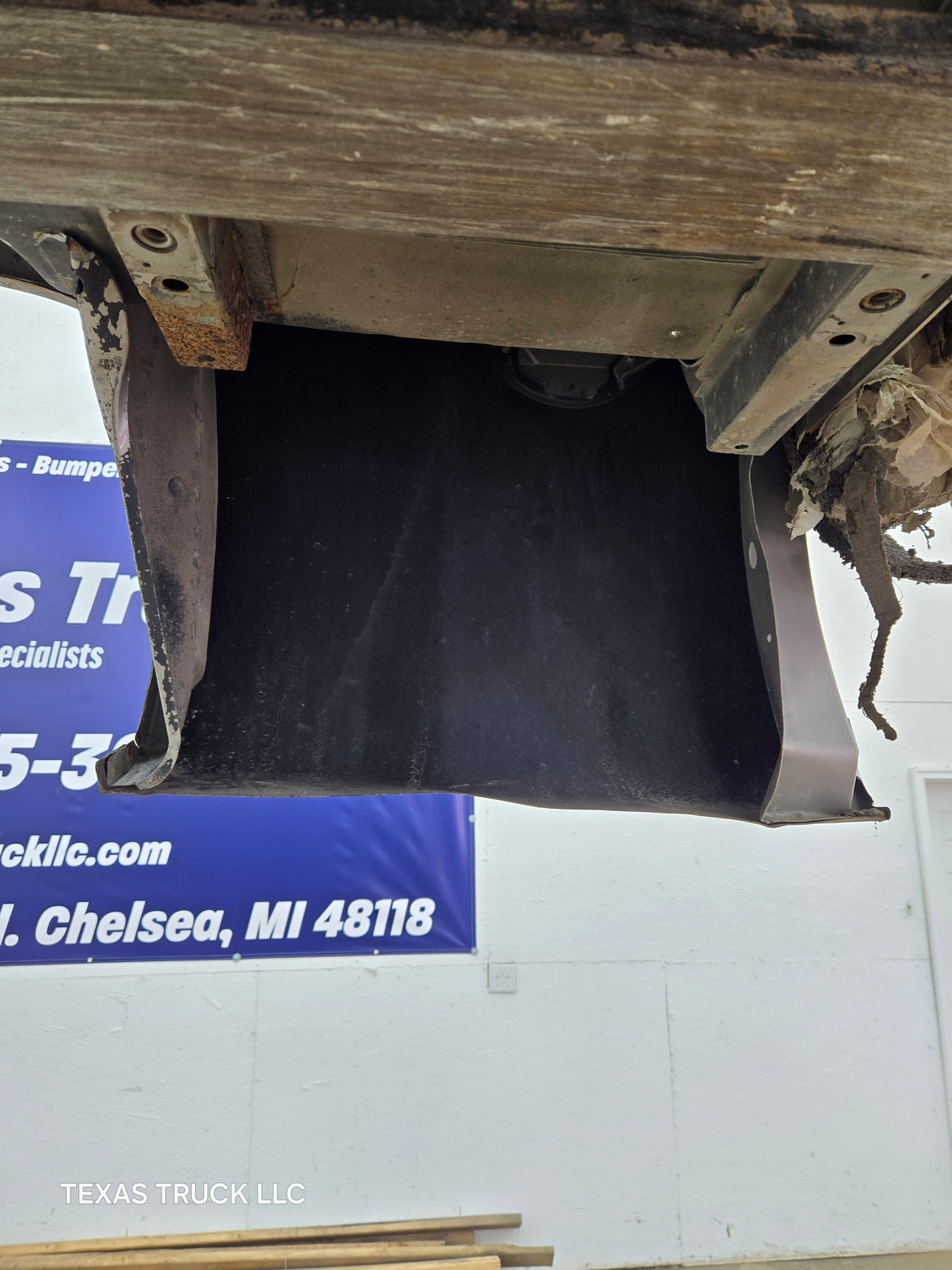 2007-2013 Chevrolet Silverado 1500 2500 3500 HD 6' 6" Short Truck
