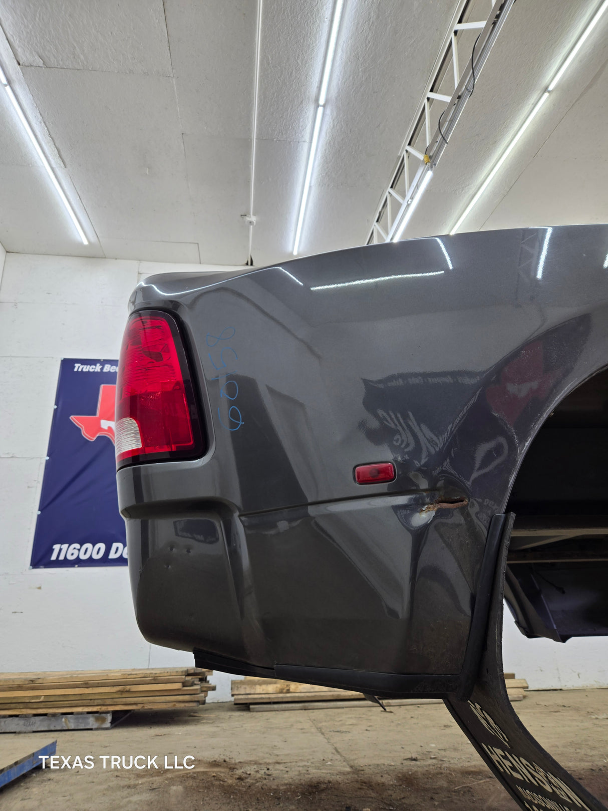 2019-2025 Dodge Ram 3500 4500 5th Gen Dually 8' Truck Bed