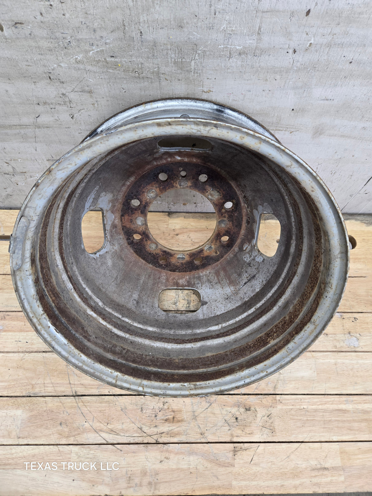 2005-2026 Ford Super Duty F350 Dually Wheel 17" x 6.5 Rim 8 lug