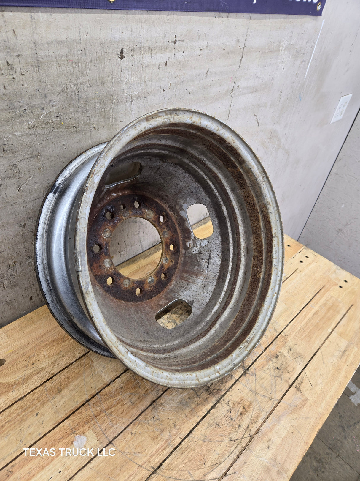 2005-2026 Ford Super Duty F350 Dually Wheel 17" x 6.5 Rim 8 lug