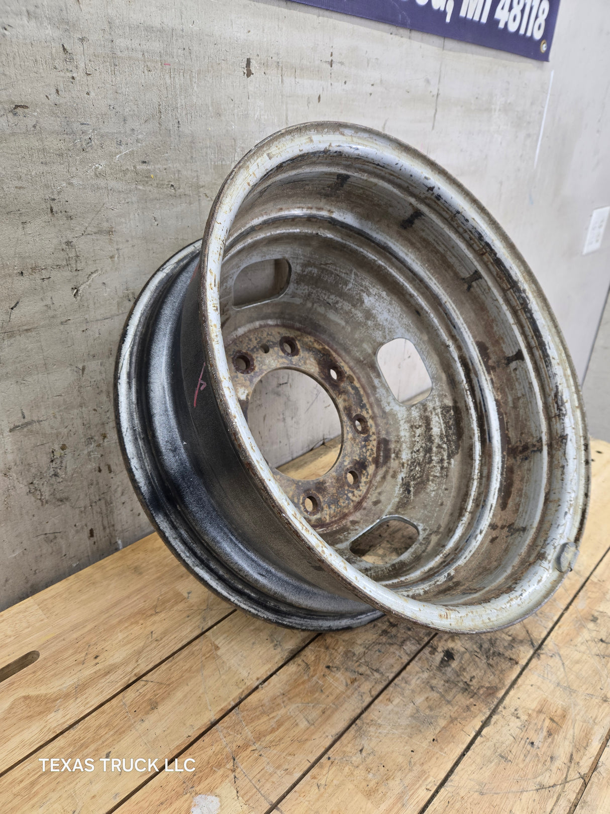 2005-2026 Ford Super Duty F350 Dually Wheel 17" x 6.5 Rim 8 lug