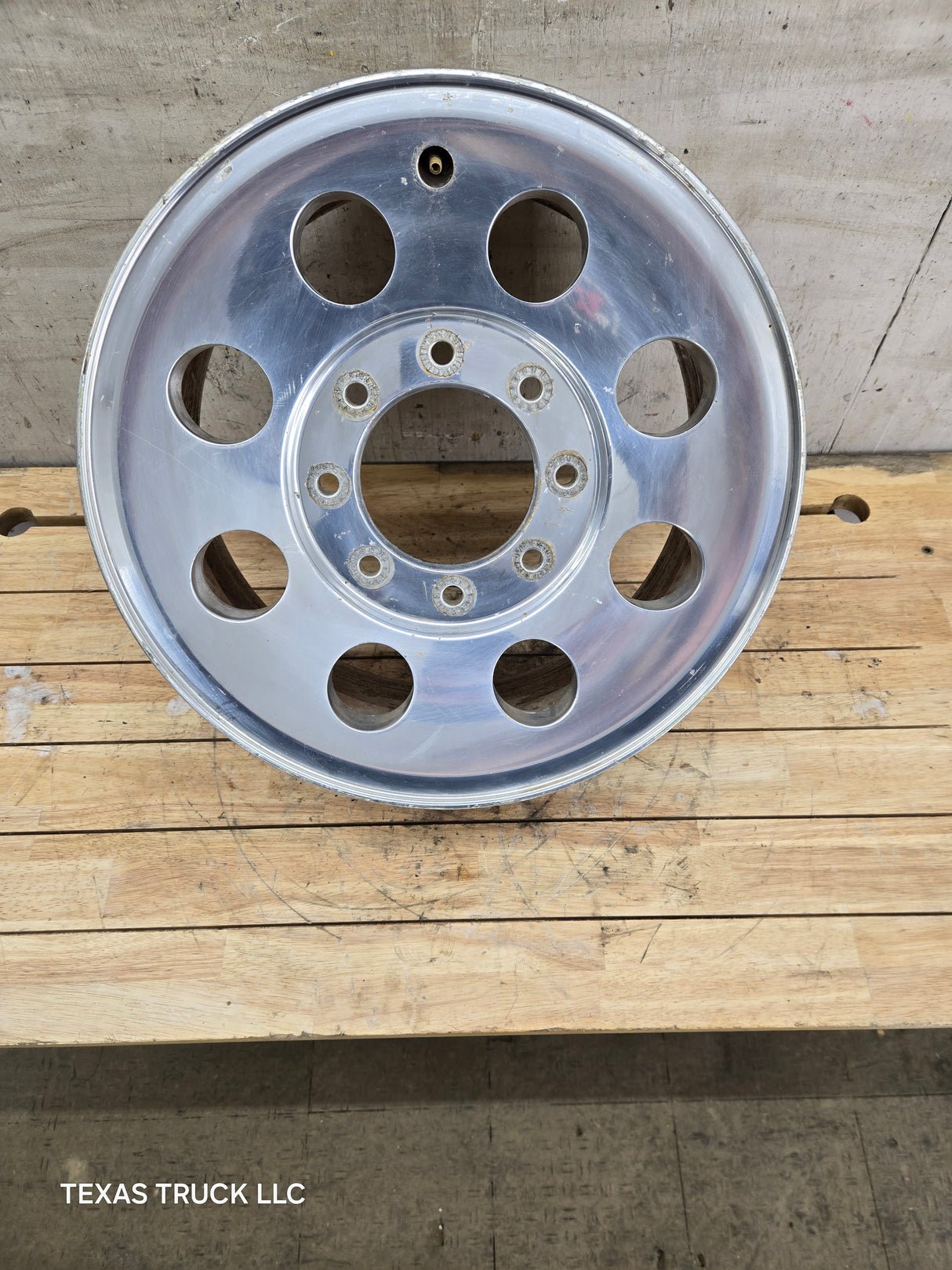 2005-2007 Ford Super Duty F250 F350 17" x 7.5" Aluminum Wheel 8x170 SRW