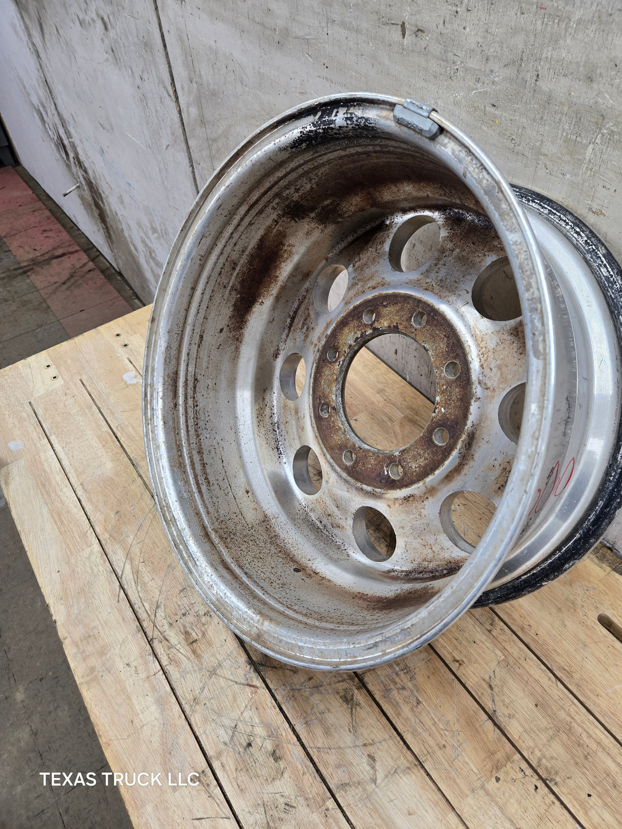 2005-2007 Ford Super Duty F250 F350 17" x 7.5" Aluminum Wheel 8x170 SRW