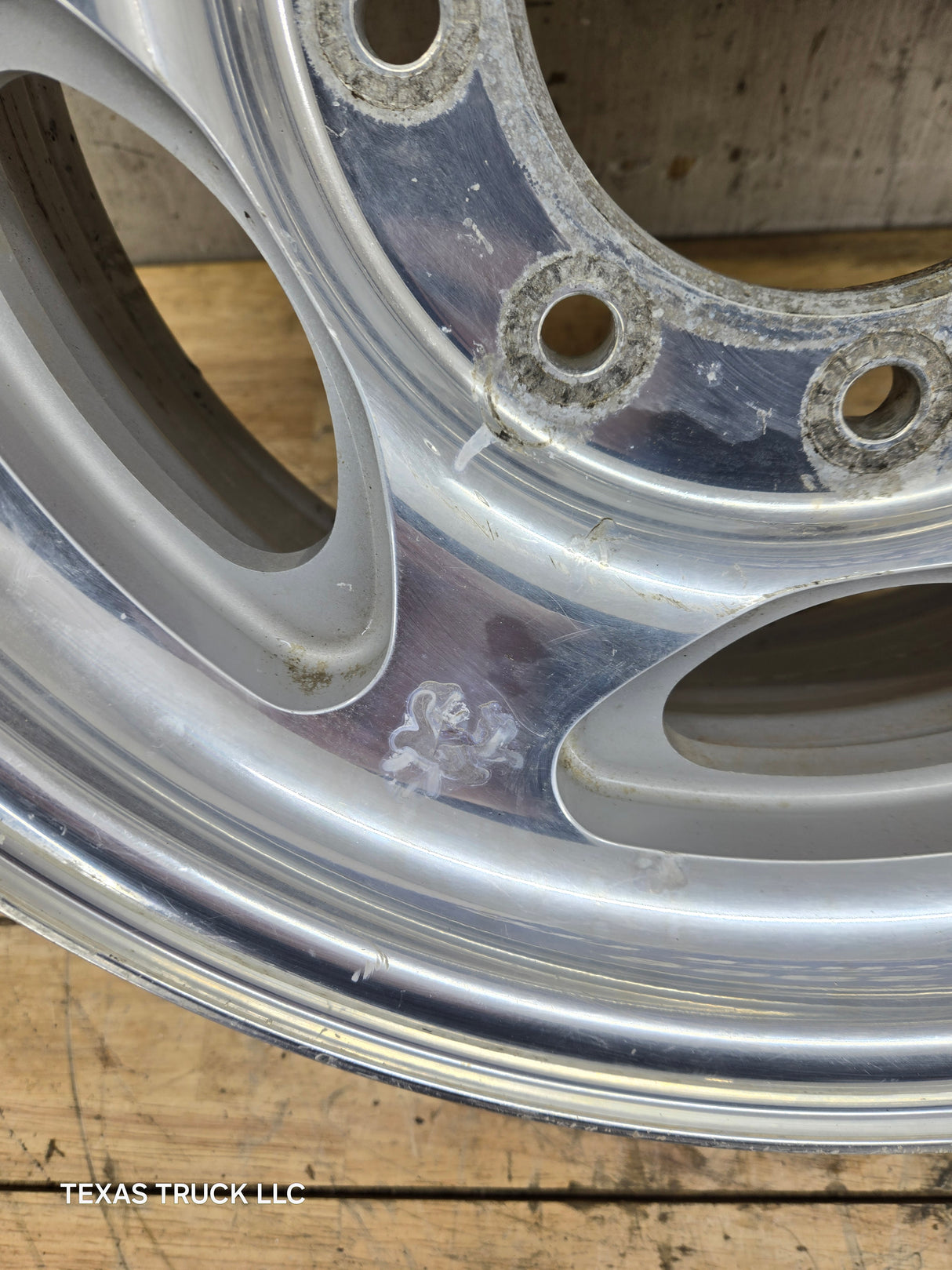 1999-2004 Ford F250 F350 Super Duty Excursion 16" Polished Aluminum Wheel Rim