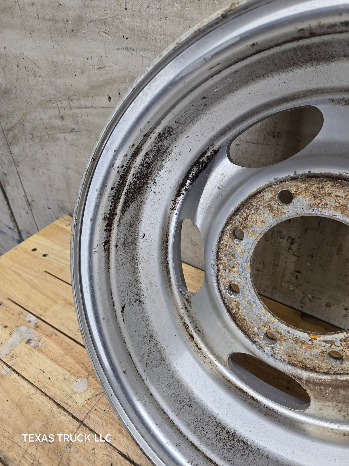 1999-2004 Ford F250 F350 Super Duty Excursion 16" Polished Aluminum Wheel Rim