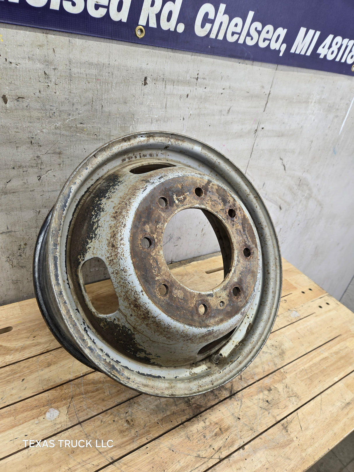 2005-2026 Ford Super Duty F350 Dually Wheel 17" x 6.5 Rim 8 lug