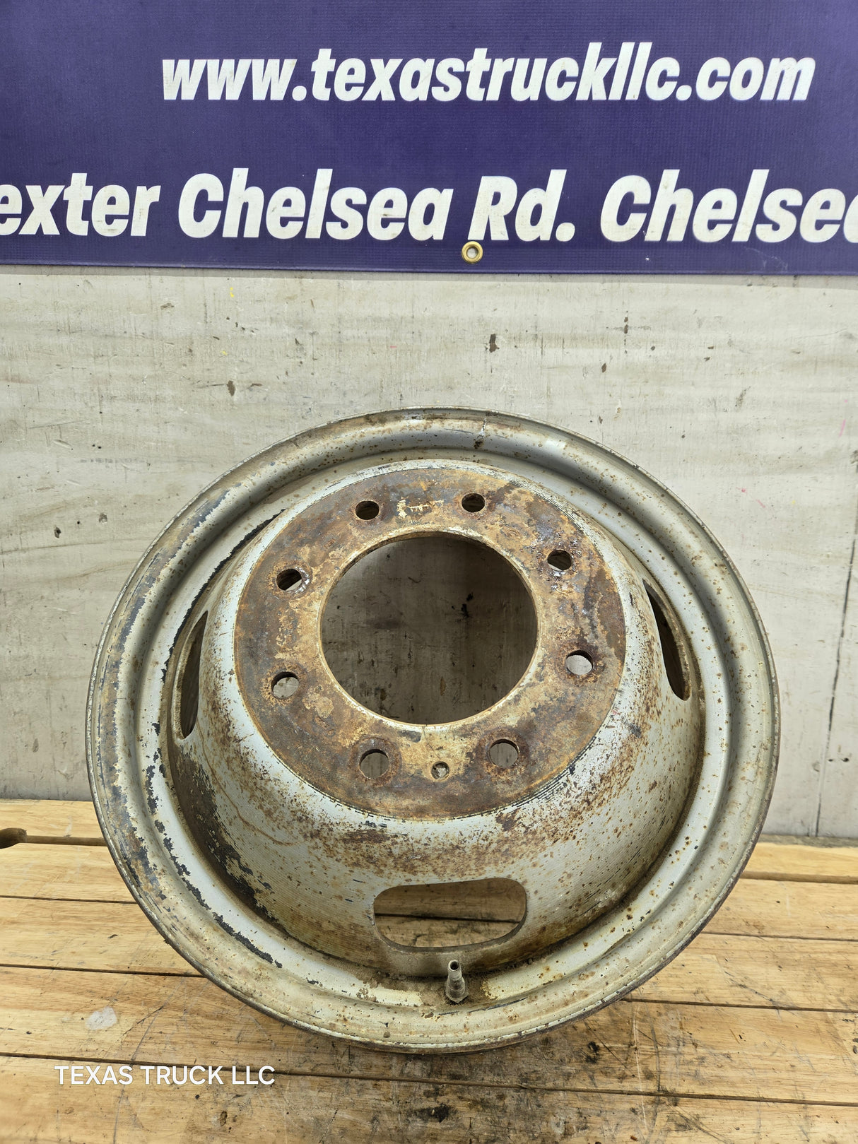 2005-2026 Ford Super Duty F350 Dually Wheel 17" x 6.5 Rim 8 lug