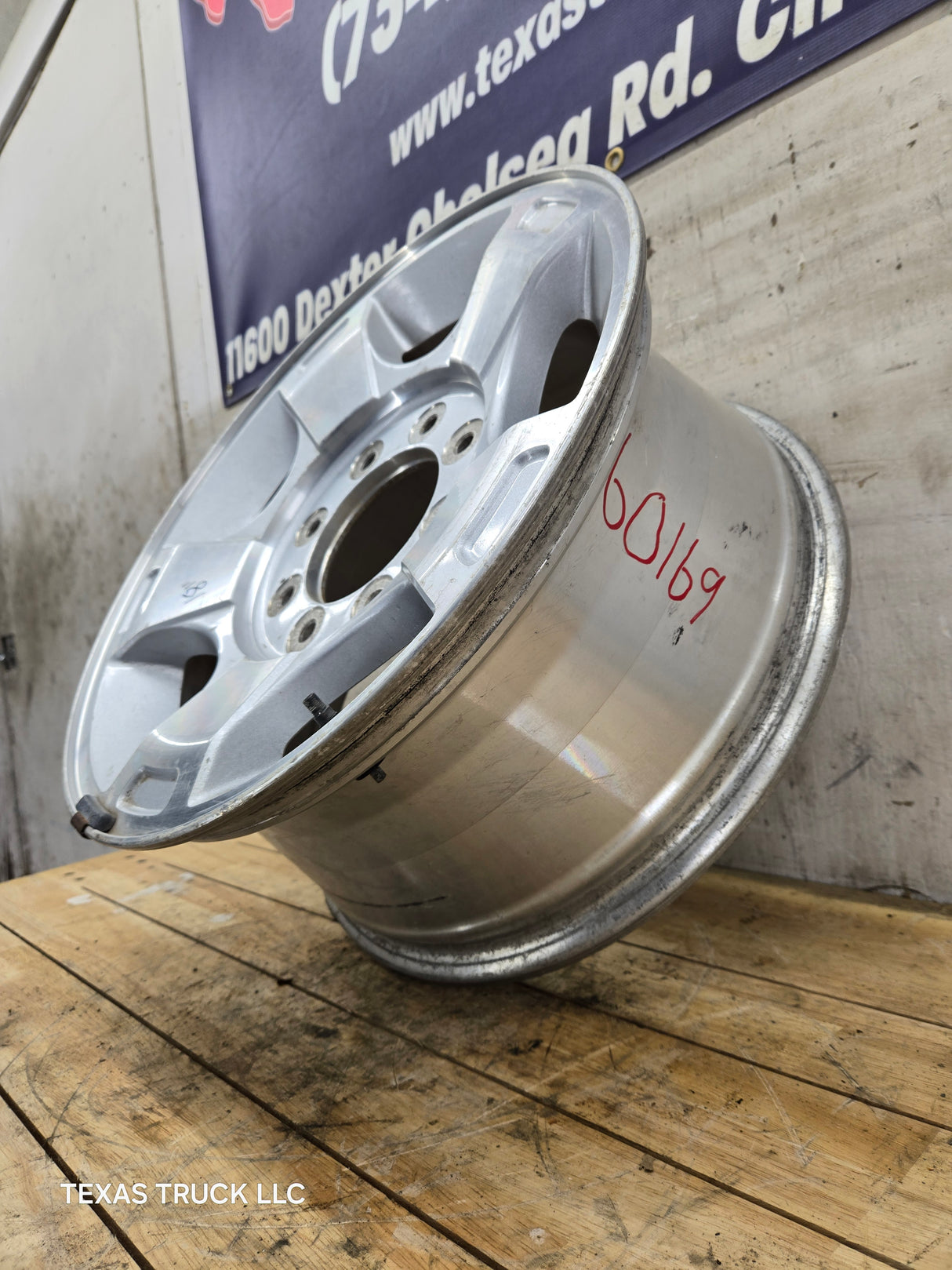 2009-2016 Ford Super Duty F250 F350 18" x 8" Aluminum Wheel 8x170 SRW