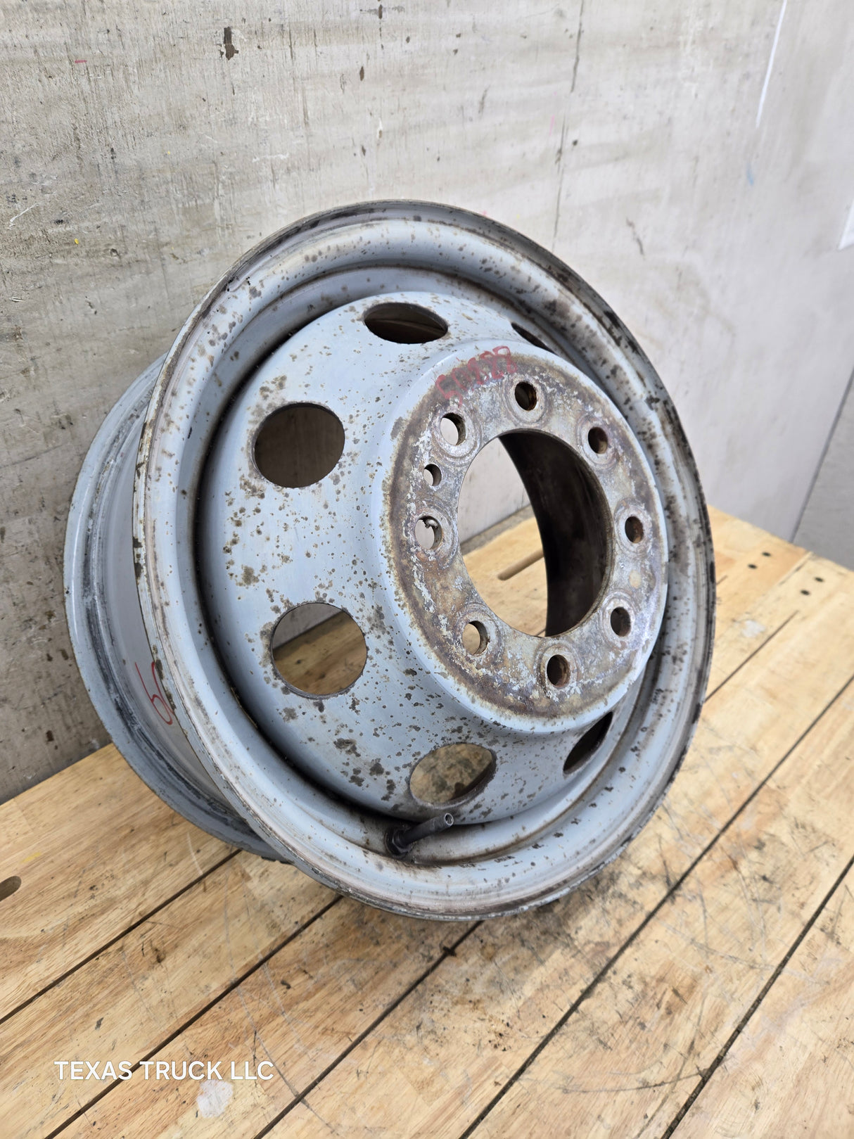 1992-2007 Ford Van E350 8 lug Dually Wheel