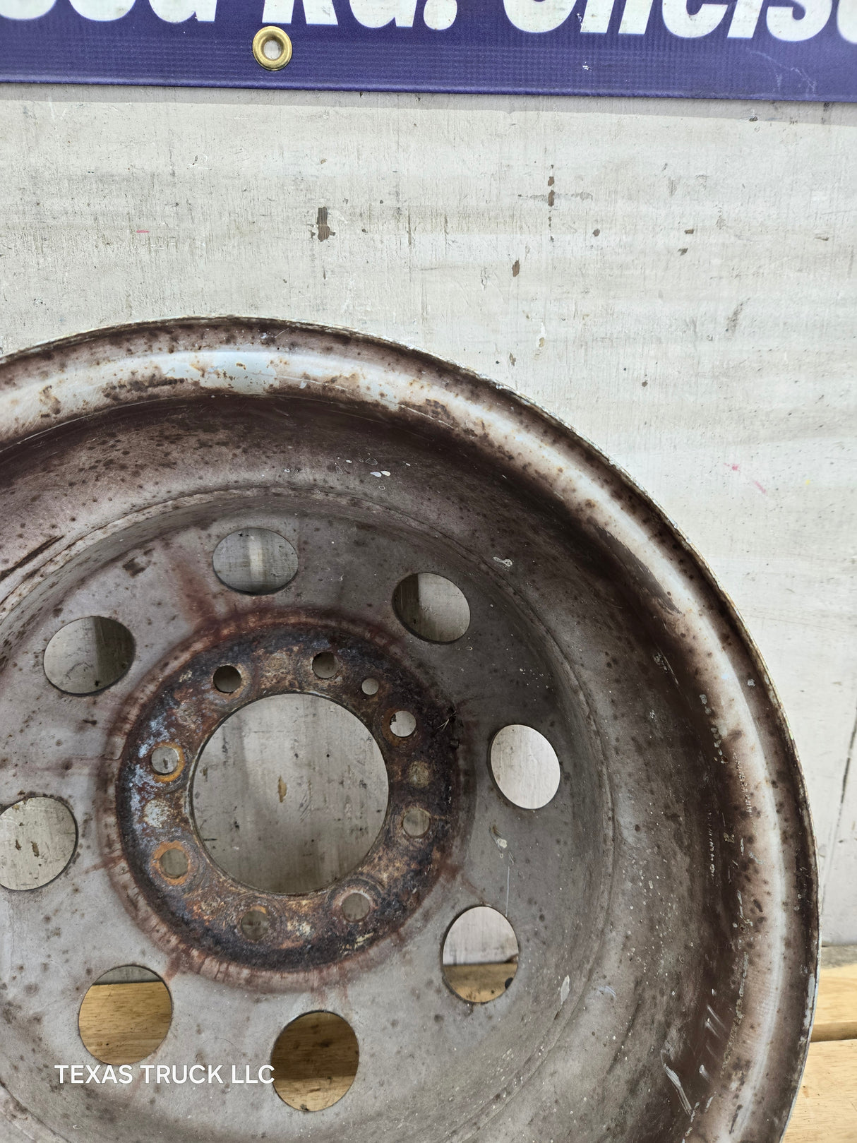 1992-2007 Ford Van E350 8 lug Dually Wheel