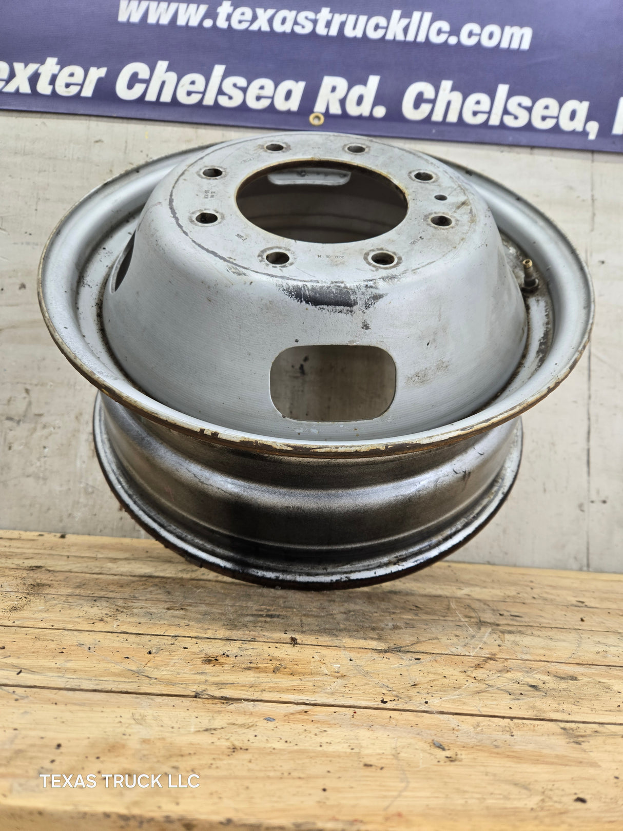 2005-2026 Ford Super Duty F350 Dually Wheel 17" x 6.5 Rim 8 lug