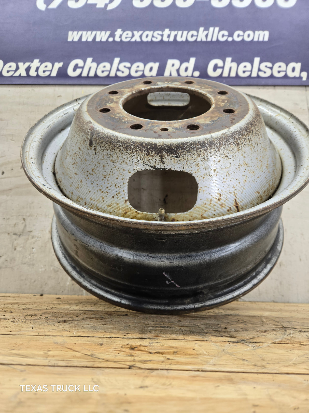 2005-2026 Ford Super Duty F350 Dually Wheel 17" x 6.5 Rim 8 lug