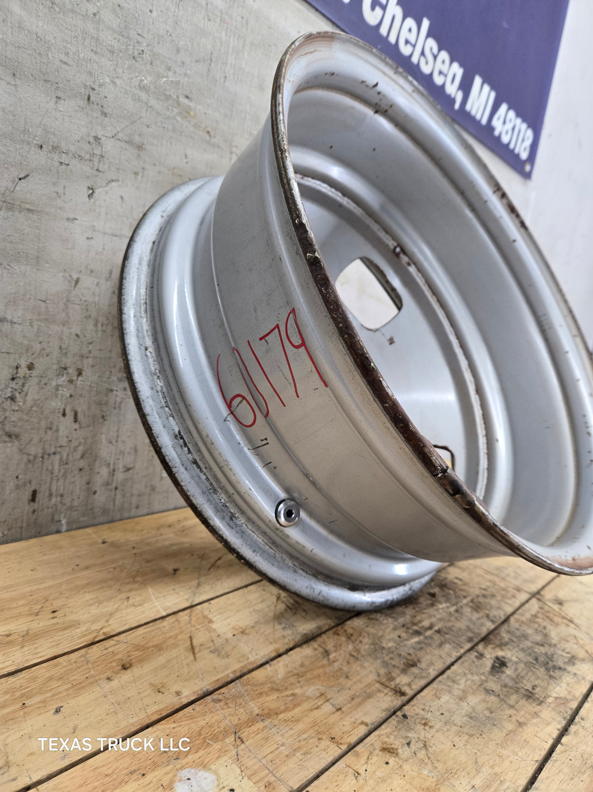 2005-2026 Ford Super Duty F350 Dually Wheel 17" x 6.5 Rim 8 lug