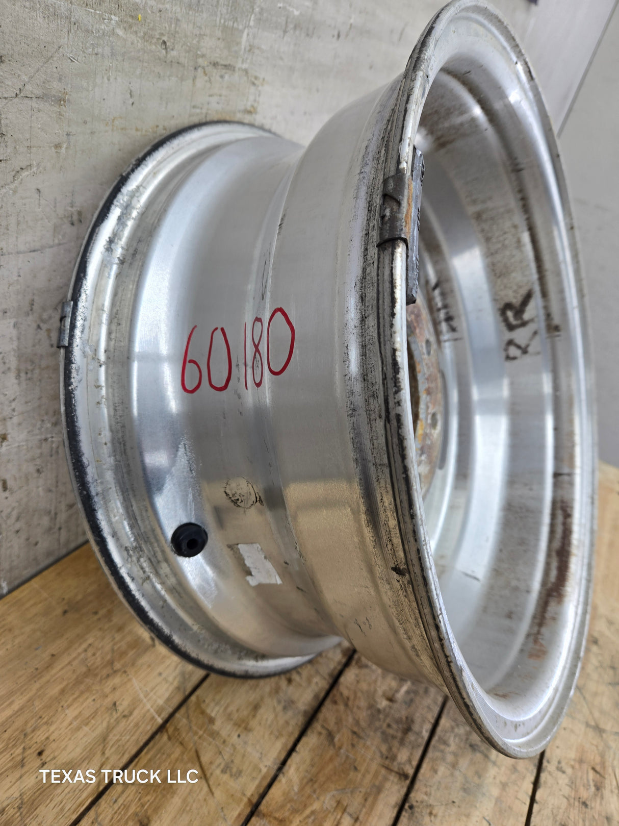 1999-2004 Ford F250 F350 Super Duty Excursion 16" Polished Aluminum Wheel Rim